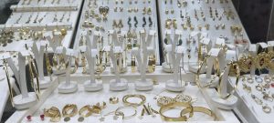 Contain lend Embed Bijuterii aur, argint, ceasuri, gablonturi – Bucur Obor